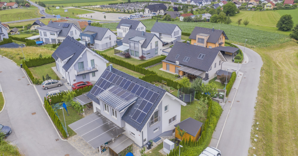 Residential Solar Tax Credit Ends December 2025: How to Secure Your 30% Savings Now